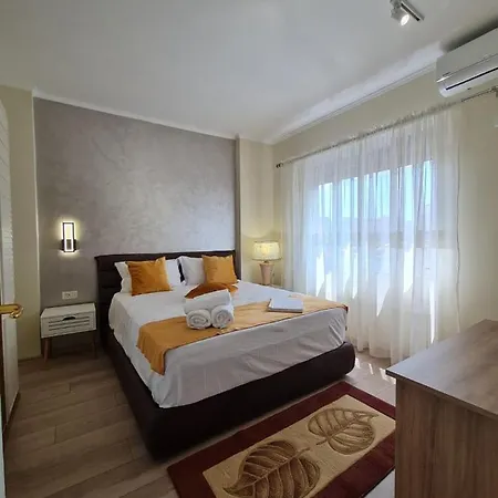 Center Luxury Orange 9a * Tirana