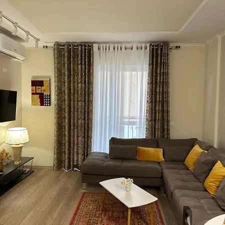 Apartment Center Luxury Orange 9a