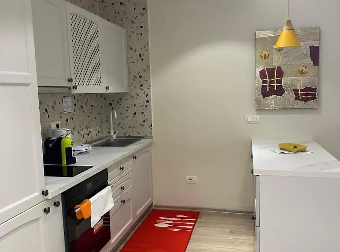 Center Luxury Orange 9a * Tirana